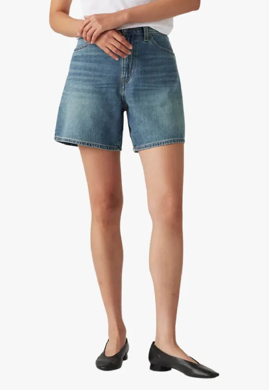 Fashion Expert Levis High Baggy Short