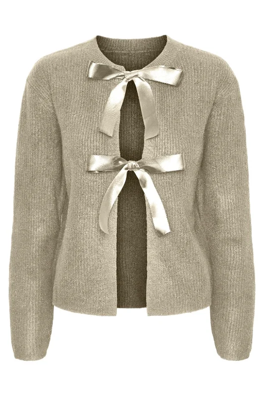 Sweet breath Pieces - Pcrilly Ls Reversible Bow Knit - 4674406 White Pepper Dtm Woven Bow
