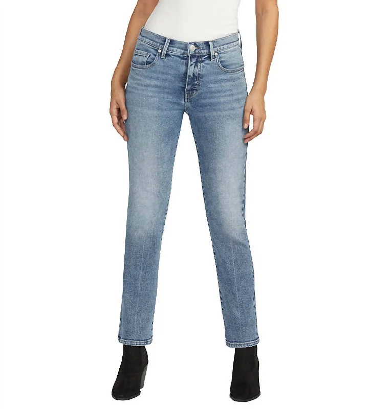 Elegant Style Cassie Slim Fit Mid Rise Jean In Beacon Blue