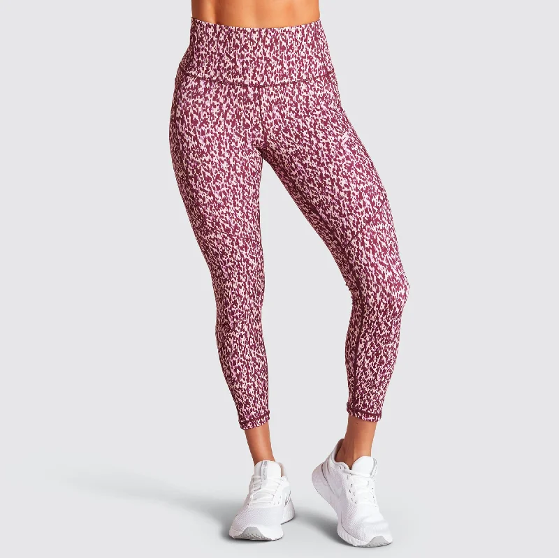 Age-reducing Style Excel+ Leggings - Wild Berry
